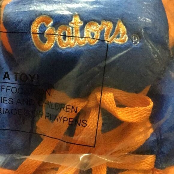 Clippers, Florida Gators new in bag  size XL Note, I am using the packaging size - Picture 6 of 6